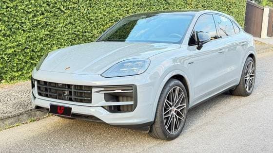 Carro 3.0 V6 E-HYBRID BLACK EDITION COUPÉ AWD TIPTRONIC S