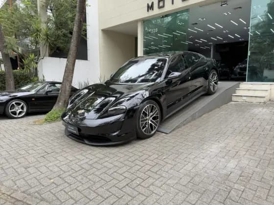 Carro ELÉTRICO