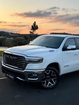 Carro 3.0 HURRICANE 6 BITURBO GASOLINA LARAMIE CD 4X4 AUTOMÁTICO