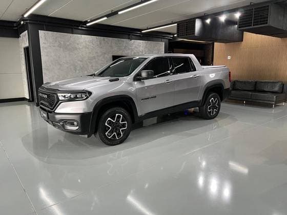 Carro 2.0 TURBO DIESEL REBEL 4X4 AUTOMÁTICO