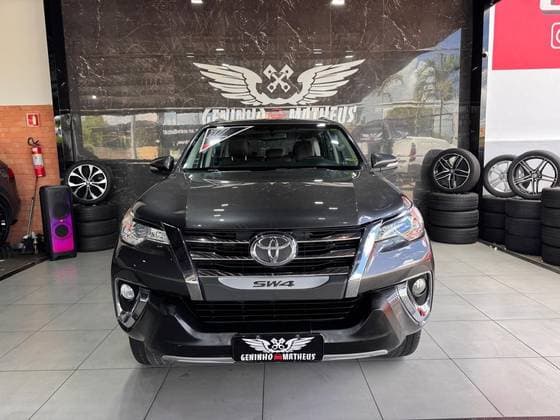 Carro 2.7 SR 7 LUGARES 4X2 16V FLEX 4P AUTOMÁTICO