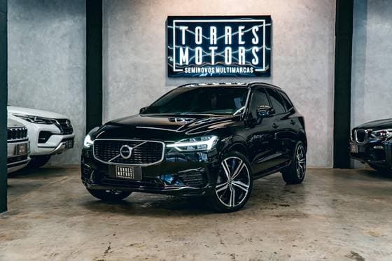 Carro 2.0 T8 HYBRID MOMENTUM AWD GEARTRONIC