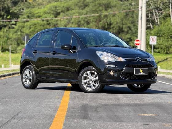 Carro 1.5 ATTRACTION 8V FLEX 4P MANUAL