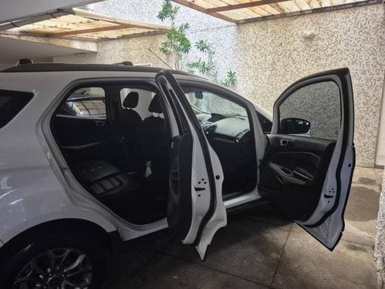 Carro 1.6 FREESTYLE 16V FLEX 4P MANUAL
