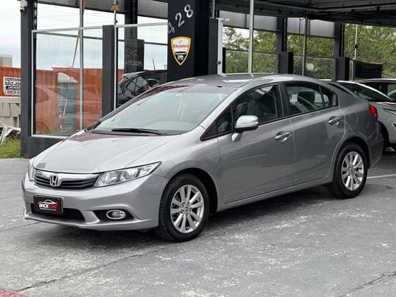 Carro 2.0 LXR 16V FLEX 4P AUTOMÁTICO