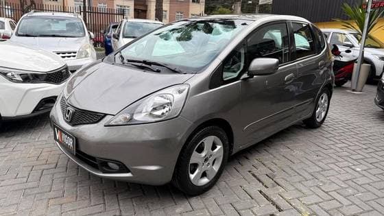 Carro 1.4 DX 16V FLEX 4P AUTOMÁTICO