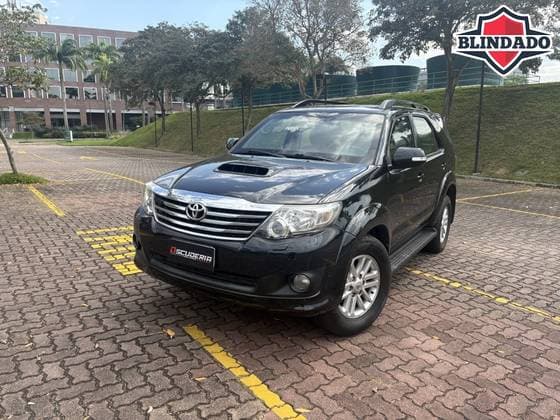 Carro 3.0 SRV 4X4 7 LUGARES 16V TURBO INTERCOOLER DIESEL 4P AUTOMÁTICO