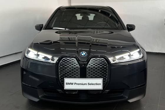 Carro ELÉTRICO XDRIVE40