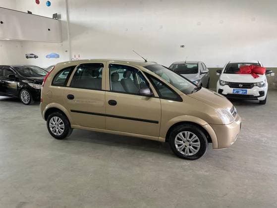 Carro 1.8 MPFI MAXX 8V FLEX 4P MANUAL
