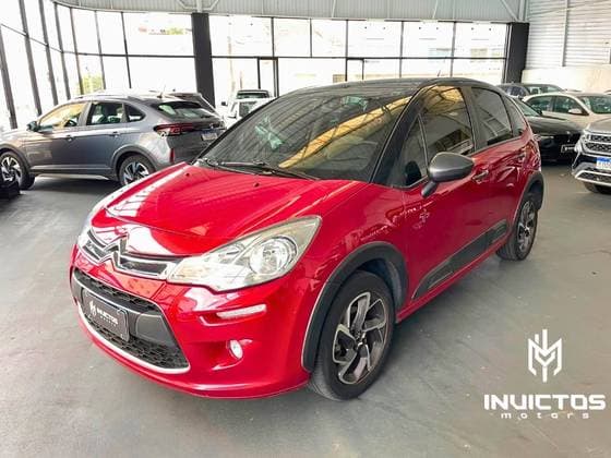 Carro 1.6 VTI 120 FLEX URBAN TRAIL EAT6