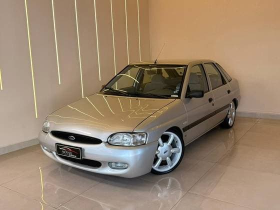 Carro 1.8 I GL 16V GASOLINA 4P MANUAL