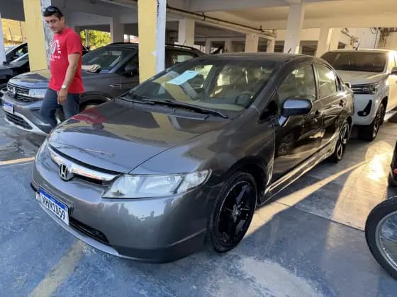 Carro 1.8 LXS 16V FLEX 4P AUTOMÁTICO