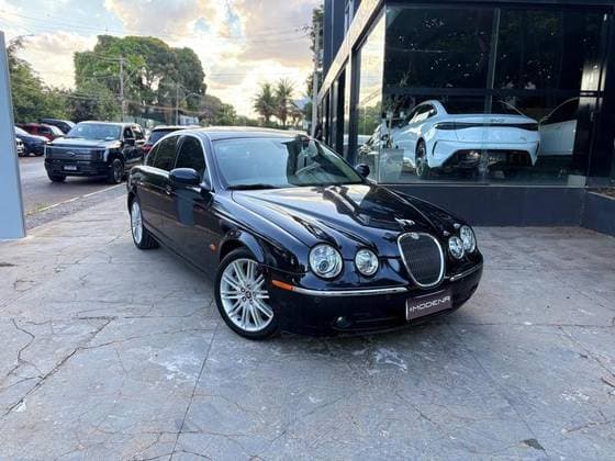Carro 4.2 SE V8 32V GASOLINA 4P AUTOMÁTICO