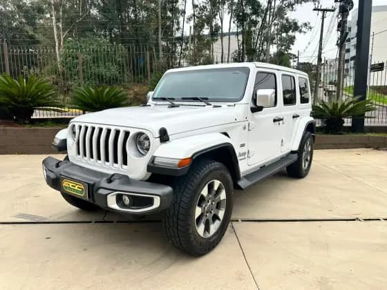 Carro 2.0 TURBO GASOLINA UNLIMITED OVERLAND 4P 4X4 AT8