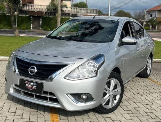 Carro 1.6 16V FLEX SV 4P XTRONIC