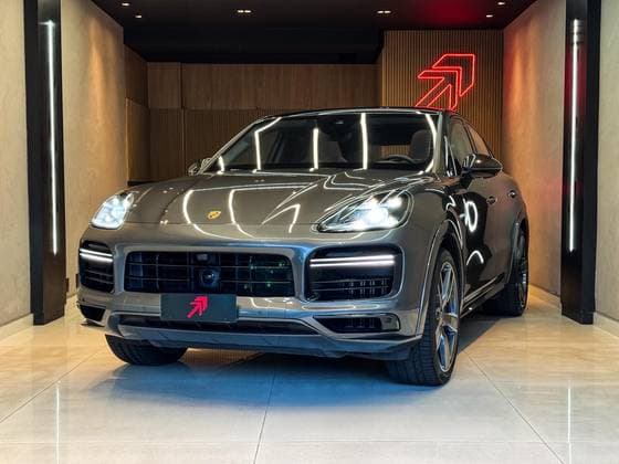 Carro 4.0 V8 E-HYBRID TURBO S COUPÉ AWD TIPTRONIC S