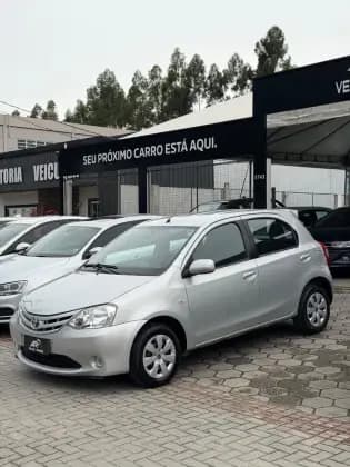 Carro 1.3 XS 16V FLEX 4P MANUAL