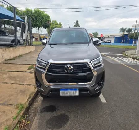 Carro 2.8 D-4D TURBO DIESEL CD SRX 4X4 AUTOMÁTICO