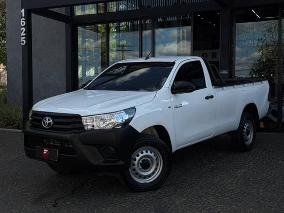 Carro 2.8 D-4D TURBO DIESEL CS 4X4 MANUAL