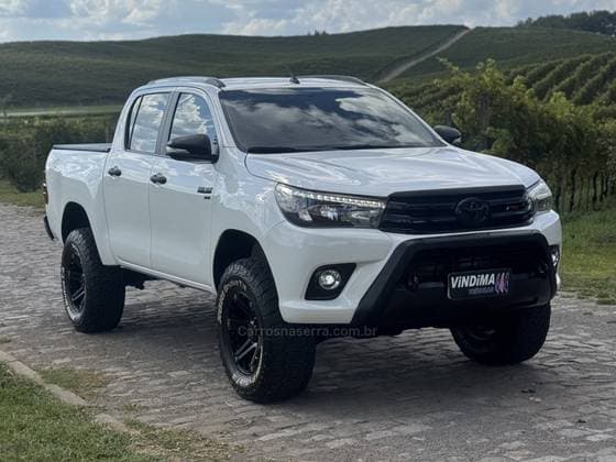 Carro 2.8 STD 4X4 CD 16V DIESEL 4P MANUAL