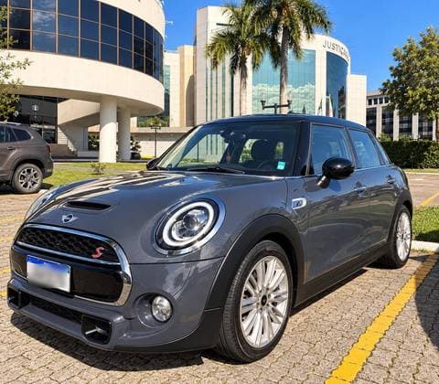 Carro 2.0 16V TWINPOWER GASOLINA S 4P STEPTRONIC