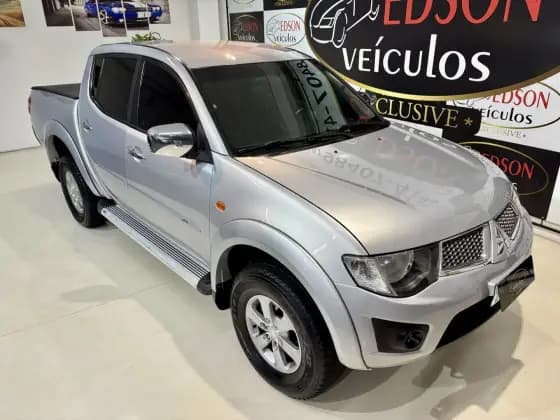 Carro 3.2 HPE 4X4 CD 16V TURBO INTERCOOLER DIESEL 4P AUTOMÁTICO