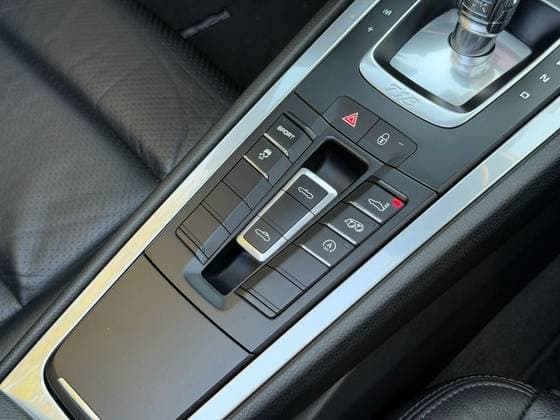 Carro 2.0 16V H4 GASOLINA BOXSTER PDK