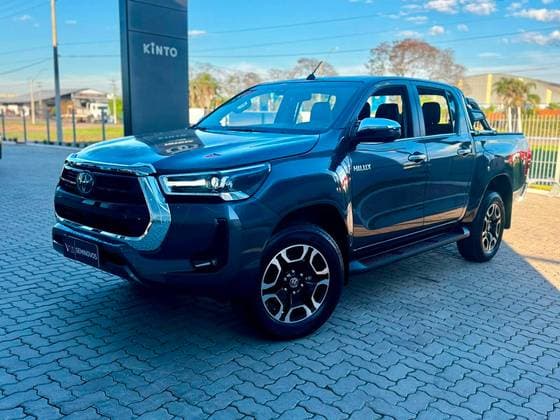 Carro 2.8 D-4D TURBO DIESEL CD SRX 4X4 AUTOMÁTICO