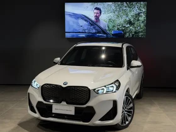 Carro ELÉTRICO XDRIVE30 M SPORT