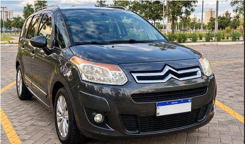 Carro 1.6 FLEX GL MANUAL