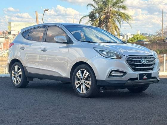 Carro 2.0 MPFI GLS 16V FLEX 4P AUTOMÁTICO
