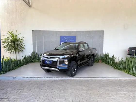 Carro 2.4 16V TURBO DIESEL SPORT HPE CD 4P 4X4 AUTOMÁTICO