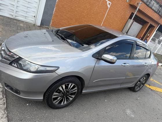 Carro 1.5 LX 16V FLEX 4P AUTOMÁTICO