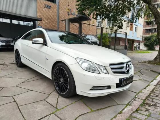 Carro 1.8 CGI COUPÉ 16V GASOLINA 2P AUTOMÁTICO
