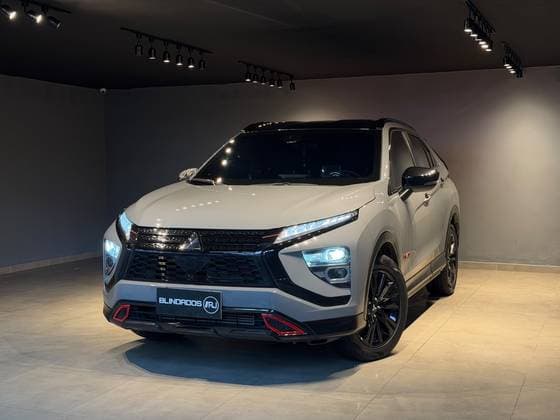 Carro 1.5 MIVEC TURBO GASOLINA HPE BLACK CVT
