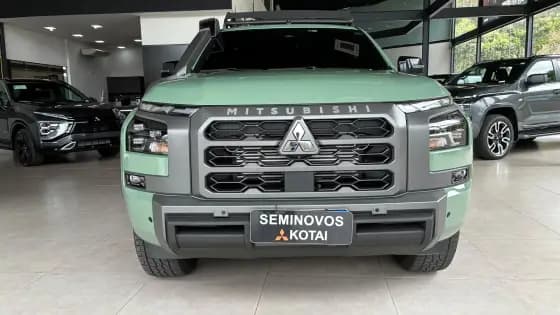 Carro 2.4 BITURBO DIESEL CD KATANA 4X4 AUTOMÁTICO