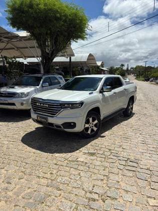 Carro 2.2 TURBO DIESEL LARAMIE 4X4 AUTOMÁTICO