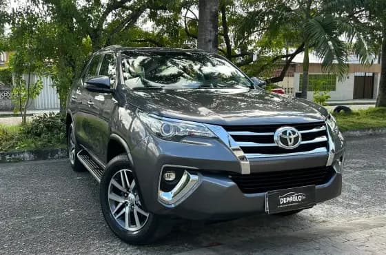Carro 2.8 SRX 4X4 7 LUGARES 16V TURBO INTERCOOLER DIESEL 4P AUTOMÁTICO