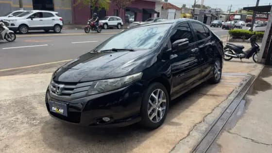 Carro 1.5 EXL 16V FLEX 4P AUTOMÁTICO