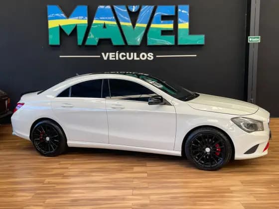 Carro 1.6 FIRST EDITION TURBO GASOLINA 4P AUTOMATIZADO
