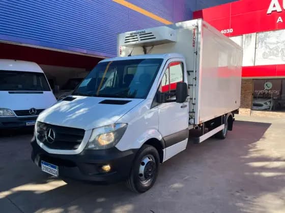 Carro 2.2 CDI DIESEL CHASSIS 515 EXTRA LONGO MANUAL
