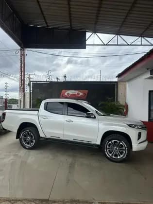Carro 2.4 16V TURBO DIESEL SPORT HPE-S CD 4P 4X4 AUTOMÁTICO