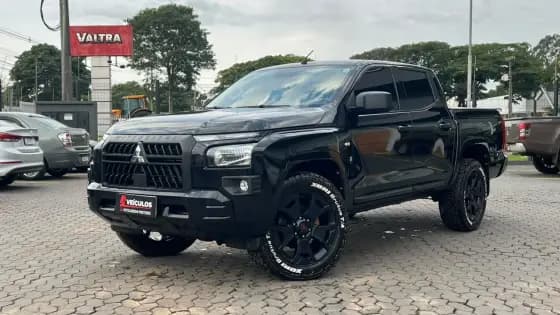 Carro 2.4 BITURBO DIESEL CD GL 4X4 AUTOMÁTICO