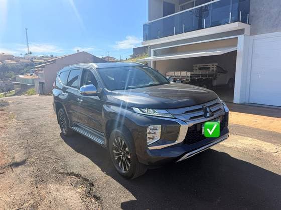 Carro 2.4 16V MIVEC TURBO DIESEL HPE-S AWD AUTOMÁTICO