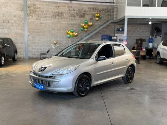 Carro 1.4 XR 8V FLEX 4P MANUAL