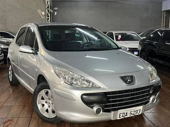 Carro 1.6 PRESENCE 16V FLEX 4P MANUAL
