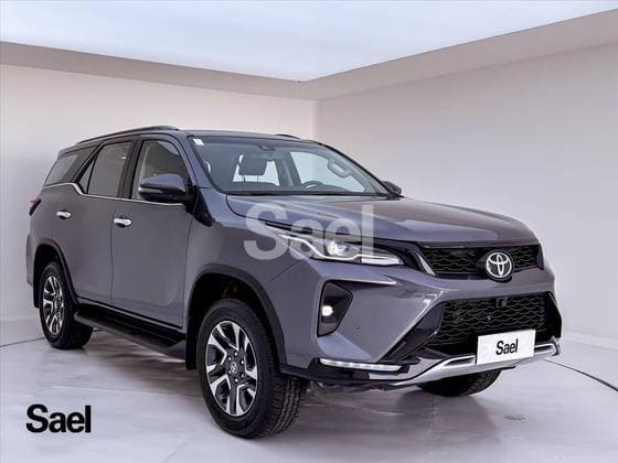 Carro 2.8 D-4D TURBO DIESEL SRX PLATINUM 7L 4X4 AUTOMÁTICO