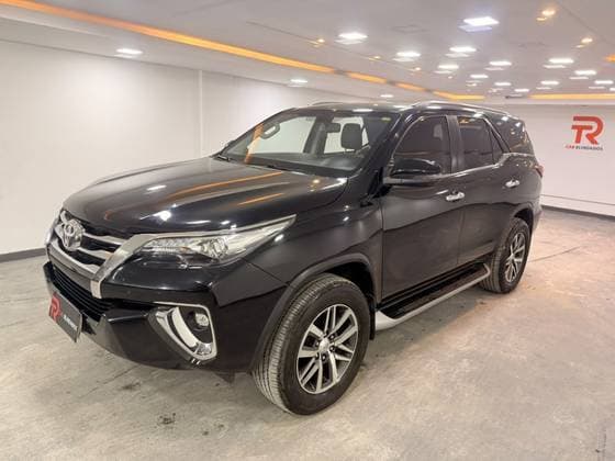 Carro 2.8 SRX 4X4 7 LUGARES 16V TURBO INTERCOOLER DIESEL 4P AUTOMÁTICO