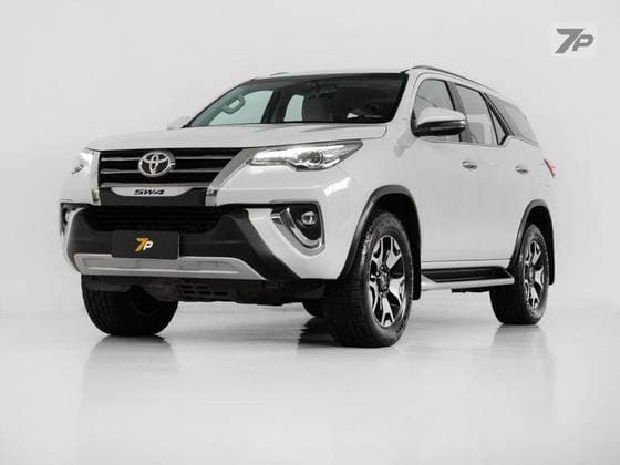 Carro 2.8 SRX DIAMOND 4X4 7 LUGARES 16V TURBO INTERCOOLER DIESEL 4P AUTOMÁTICO