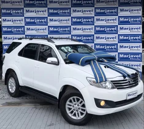 Carro 3.0 SRV 4X4 7 LUGARES 16V TURBO INTERCOOLER DIESEL 4P AUTOMÁTICO